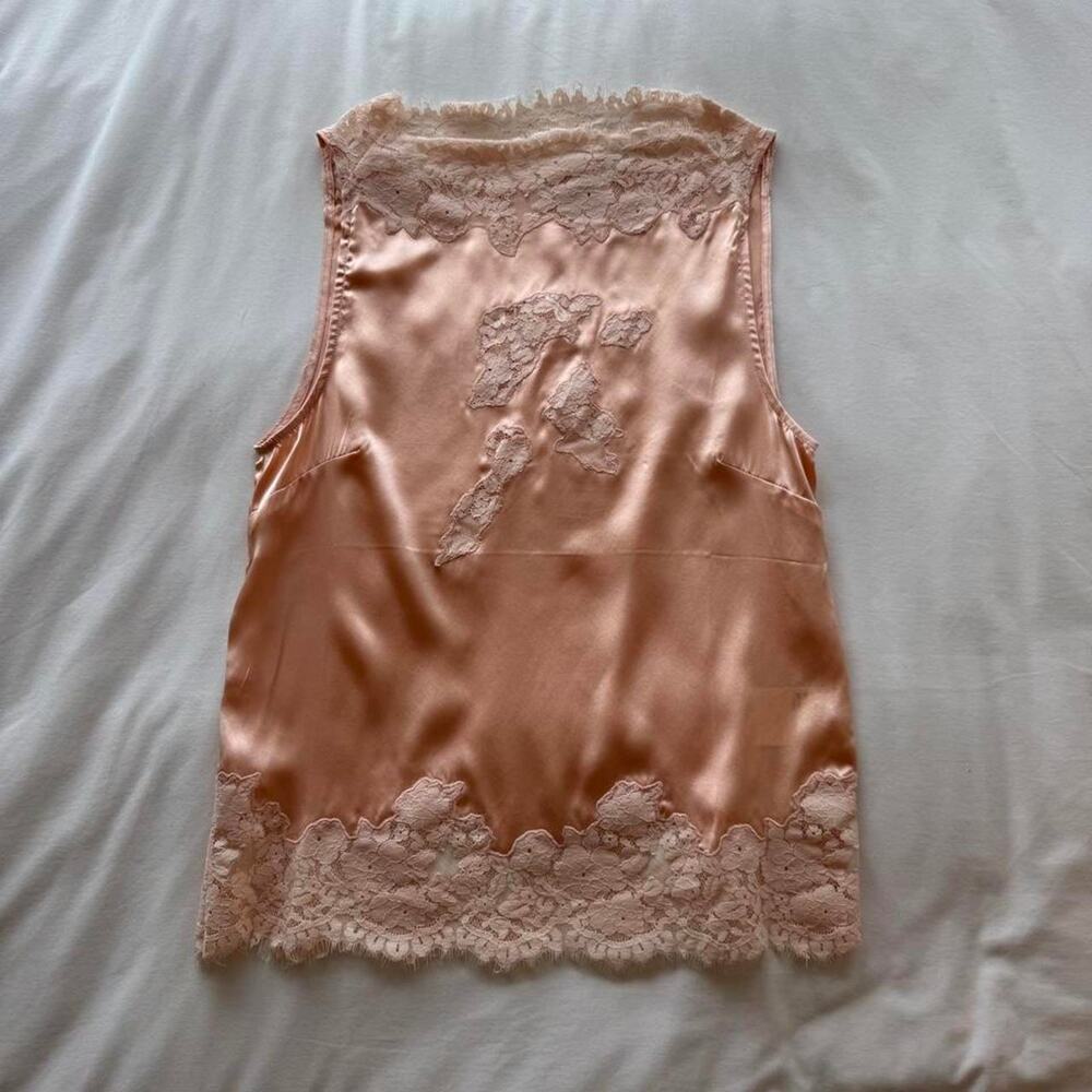 Pink lace trim tank top